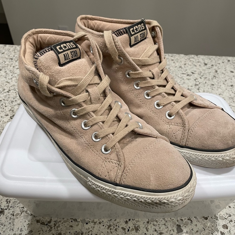Converse Suede Mid-top Chucks size9 Mens